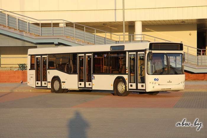 МАЗ-103
